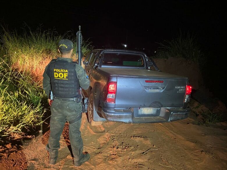Toyota Hilux furtada em Santa Catarina é recuperada pelo DOF em Mundo Novo - 