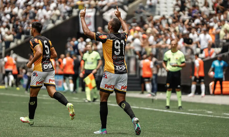 Com nova derrota, Corinthians se aproxima do rebaixamento  - Crédito: Ozzair Jr/Novorinzotino