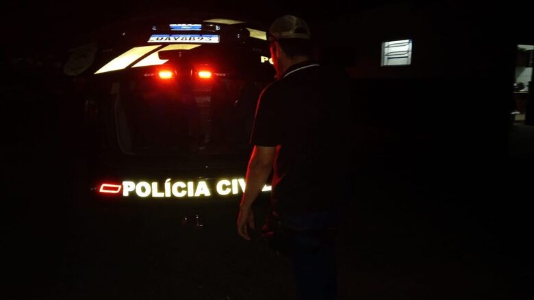 Dois são presos pela Polícia Civil após praticarem furto em mercado - Crédito: Divulgação/Polícia Civil
