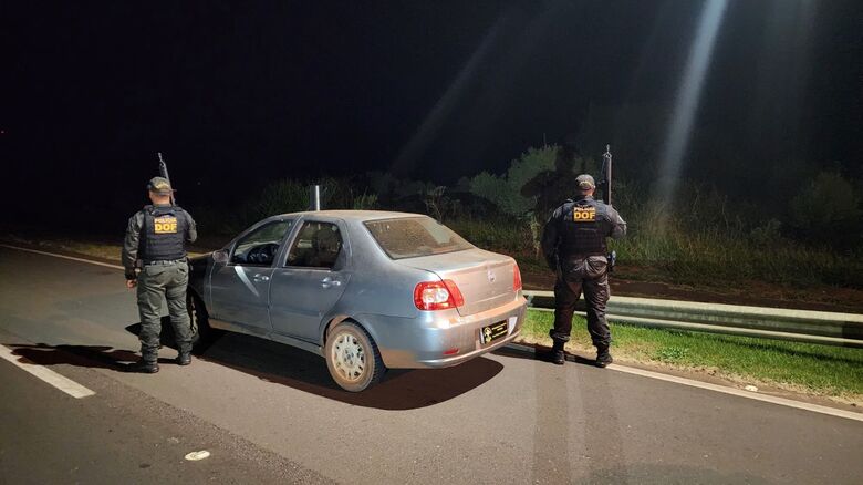DOF recupera veículo furtado no Paraná e prende homem foragido da Justiça  - Crédito: Divulgação