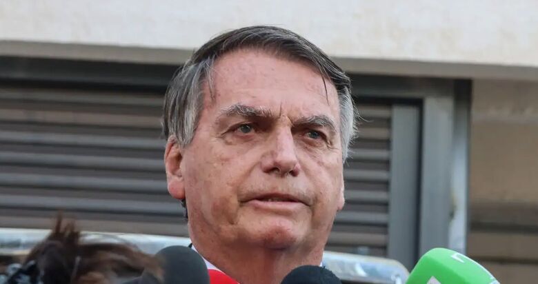 TSE multa Bolsonaro em R$ 15 mil por notícias falsas contra Lula  - Crédito: Valter Campanato/Agência Brasil