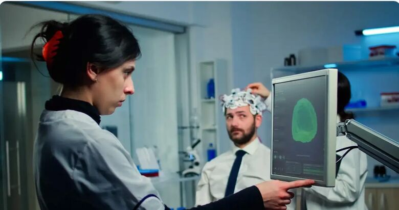 Neurotecnologia avança; cientistas pedem proteção à privacidade mental - Crédito: DC Studio/Freepik