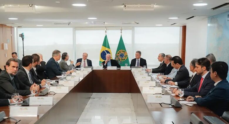 Governo e montadoras debatem produção de carros bioelétricos no Brasil - Crédito: Rafa Neddermeyer/ Agência Brasil