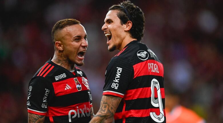 Flamengo vence Nova Iguaçu por 3 a 0 e começa decisão com vitória contundente - Crédito: Marcelo Cortes / CRF