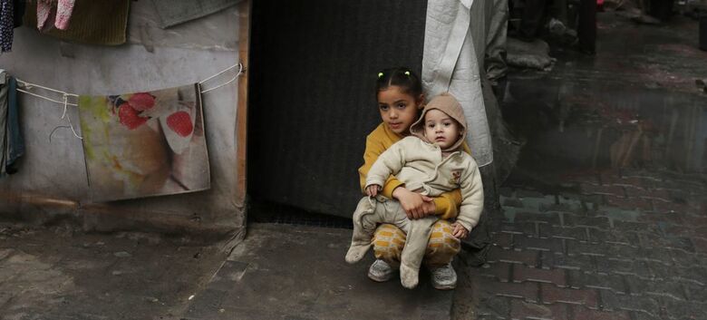 Crianças num abrigo em Gaza - Crédito: UNRWA