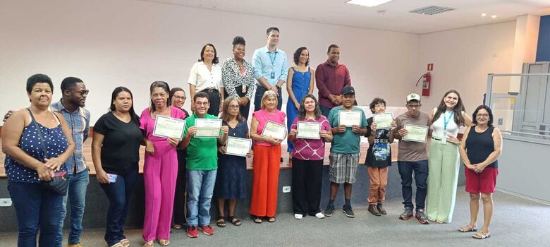 Centro de Convivência Dorcelina Folador e Senai promovem curso de informática para PCDs - Crédito: Assecom