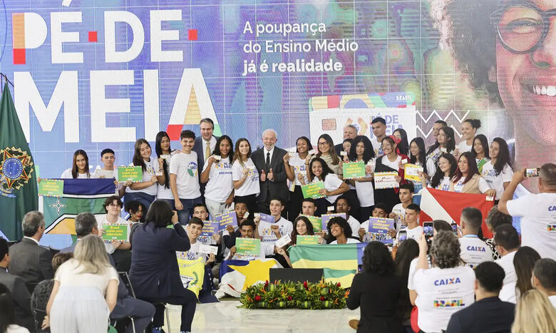 Lula anuncia o primeiro pagamento do programa Pé-de-Meia - Crédito: Marcelo Camargo/Agência Brasil