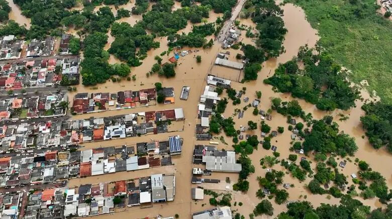 Enchentes levam governo a decretar emergência em saúde pública - Crédito: Pedro Devani/Secom
