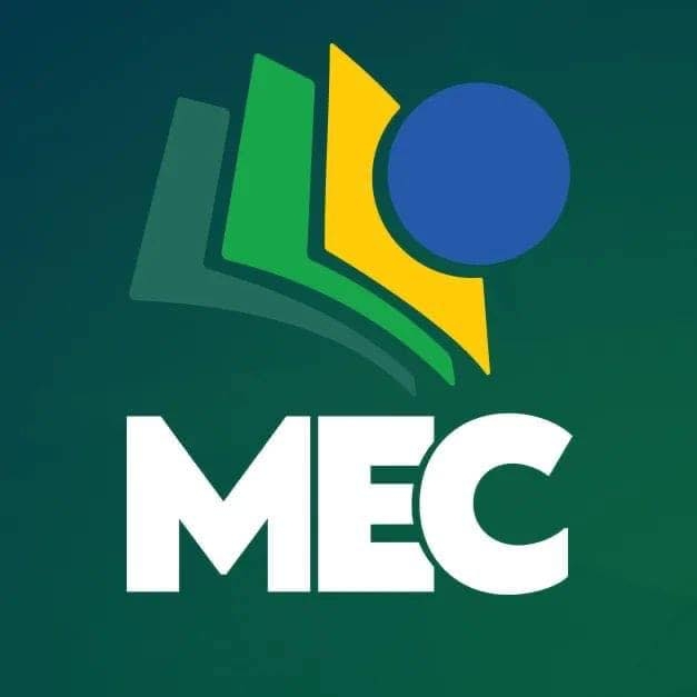 MEC lança cursos EAD de inglês e espanhol com certificado - 