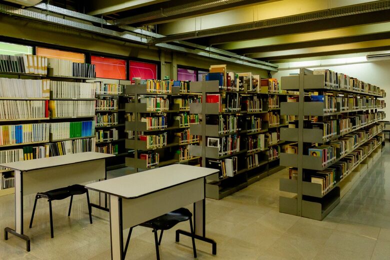Fundação de Cultura presta homenagem aos bibliotecários por ocasião do seu dia - 
