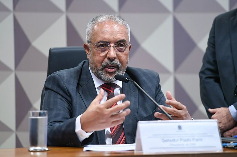 Presidente da CDH, Paulo Paim é também relator do projeto de lei    - Crédito: Edilson Rodrigues/Agência Senado 