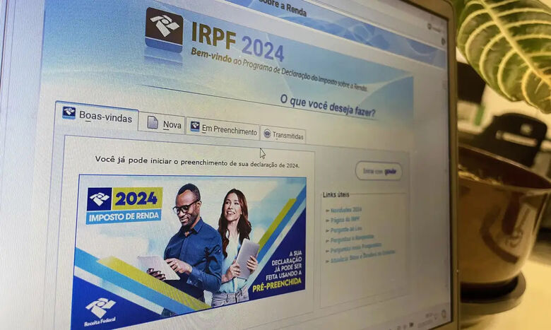Receita recebe mais de 10 milhões de declarações do Imposto de Renda - Crédito: Juca Varella/Agência Brasil
