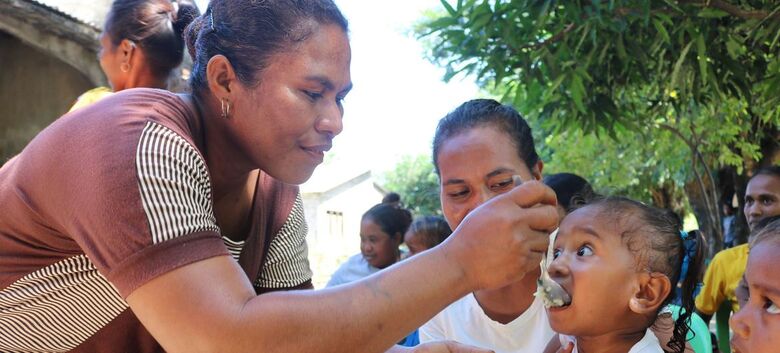 Grupo de apoio a mães no Timor-Leste está promovendo a importância da boa nutrição para todas as crianças - Crédito:  UNICEF/Dominggus Monemnasi