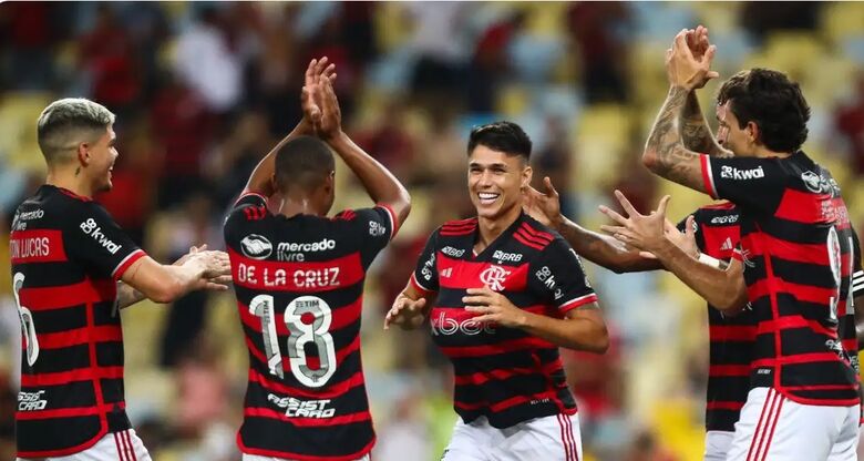 Flamengo derrota São Paulo e assume liderança do cmpeonato - Crédito: Gilvan de Souza/Flamengo