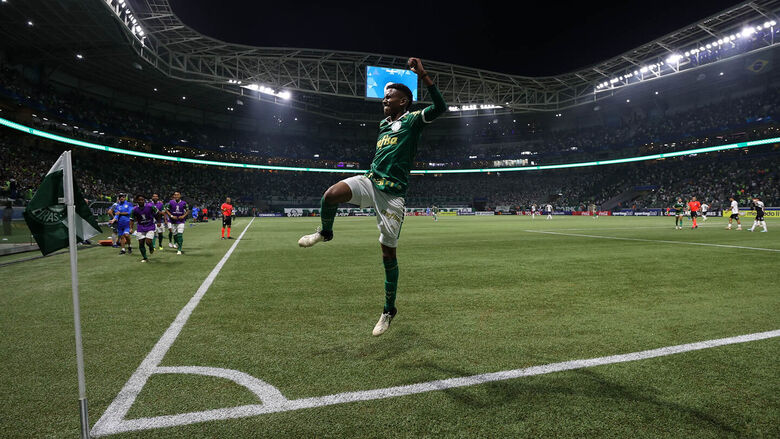 O jogador Estêvão, da SE Palmeiras, comemora seu gol contra a equipe do Liverpool FC - Crédito: Cesar Greco/Palmeiras