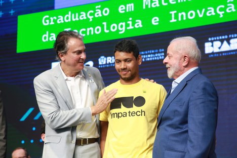 MEC vai conceder 800 bolsas para extensão em matemática - Crédito:  Luís Fortes/MEC