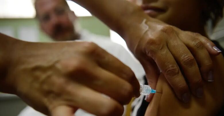 Entenda como fica a vacinação contra o HPV no Brasil - Crédito: Marcelo Camargo/Agência Brasil