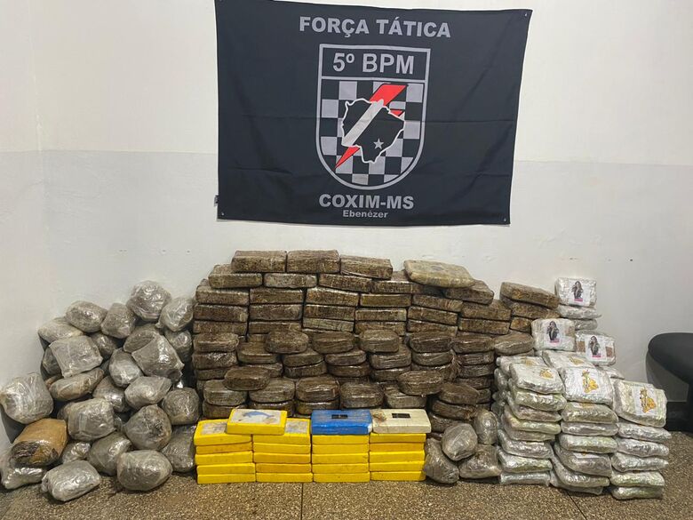 Polícia Militar apreende carga de cocaína, maconha e skunk - Crédito: Divulgação