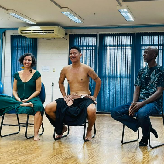 Professora do curso de Dança da UEMS apresenta o estudo coreográfico "Yakámokeno" (escuta!) na Unica - Crédito: Divulgação