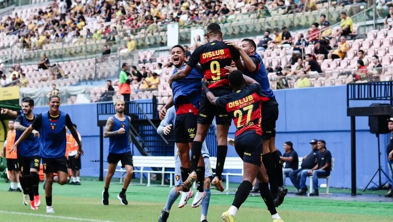 Sport inicia campanha na Série B com vitória sobre o Manaus
 - Crédito: Paulo Paiva/SCR