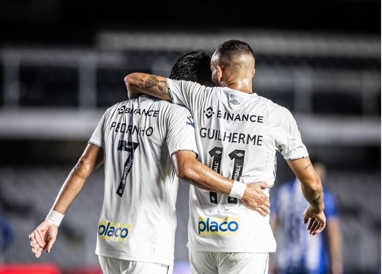 No primeiro jogo pela reconstrução, Santos vence Paysandu na Vila Belmiro por 2 a 0 - Crédito: Raul Baretta/ Santos FC