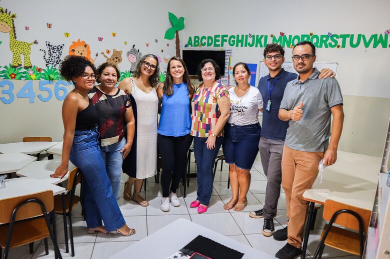 Dirigentes da área de educação de Caarapó recepcionaram os representantes do Itaú Social, da Fundação de Apoio e Desenvolvimento da Educação Básica de MS e do Instituto Sidarta - Crédito: Divulgação 