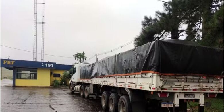Caminhão com donativos para o RS tinha 53 quilos de droga - Crédito: Divulgação