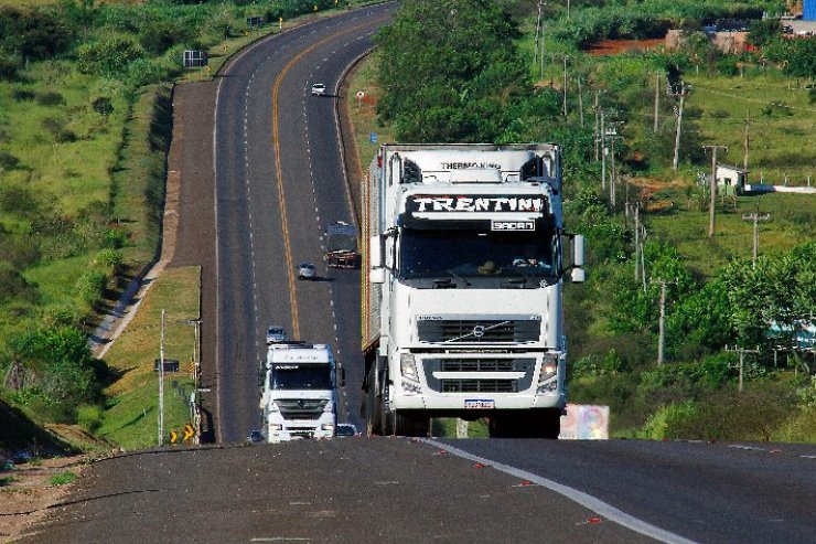 Rodovia BR-163, que corta Mato Grosso do Sul; trecho norte está em processo de nova concessão - Crédito: Edemir Rodrigues/Governo do Estado