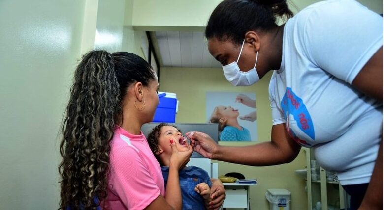 Vacinação contra poliomielite pode ser em gotas ou injetável  - Crédito: Jefferson Peixoto/Secom