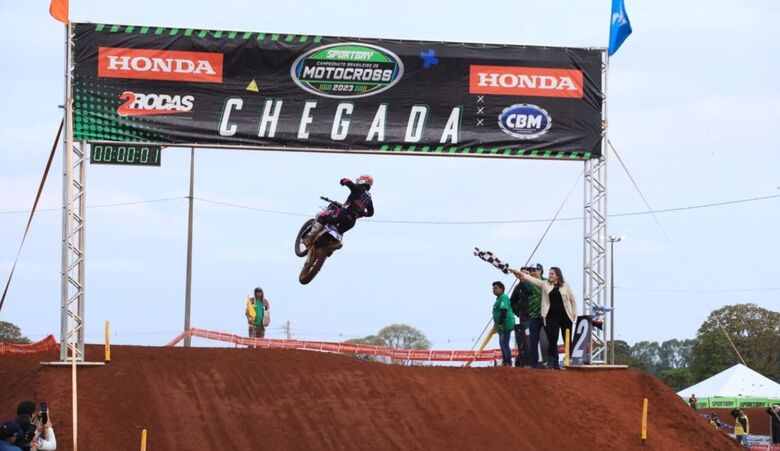 Campo Grande recebe a terceira etapa do Campeonato Brasileiro de Motocross no Parque Jacques da Luz - Crédito: Divulgação
