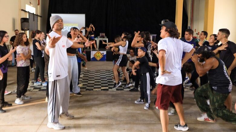 Evento cultural "Dança Juventude" fortalece a identidade e comunidade local - Crédito: Divulgação