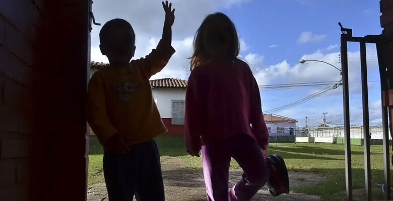 Leis de proteção às crianças enfrentam cultura de violência no país
 - Crédito: Marcello Casal Jr/Agência Brasil - arquivo