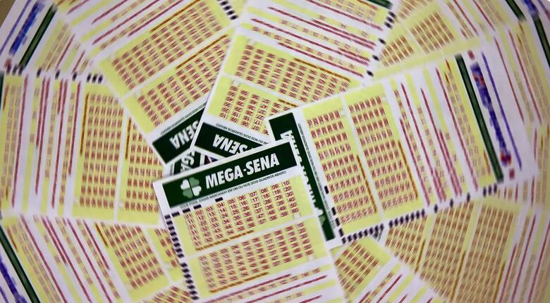 Mega-Sena sorteia nesta terça-feira prêmio estimado em R$ 120 milhões
 - Crédito: Marcello Casal Jr/ Agência Brasil