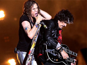 O cantor Steven Tyler e o guitarrista Joe Perry, do
Aerosmith - Crédito: Foto: Divulgação