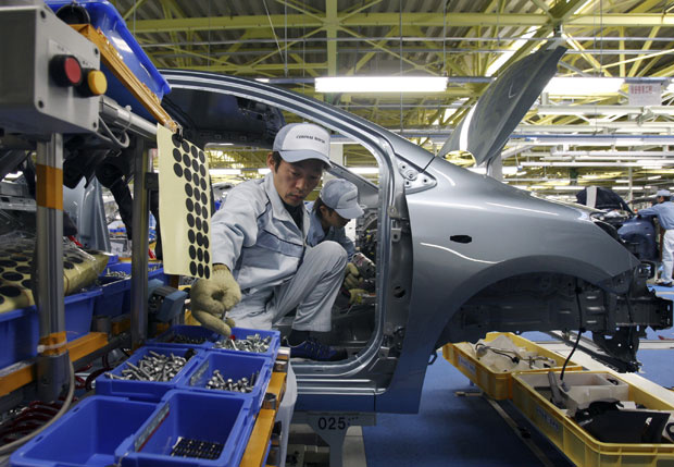 A Toyota irá manter suspensa a produção de automóveis nas suas fábricas até pelo menos o dia 26 de março - Crédito: Foto: Arquivo/AP