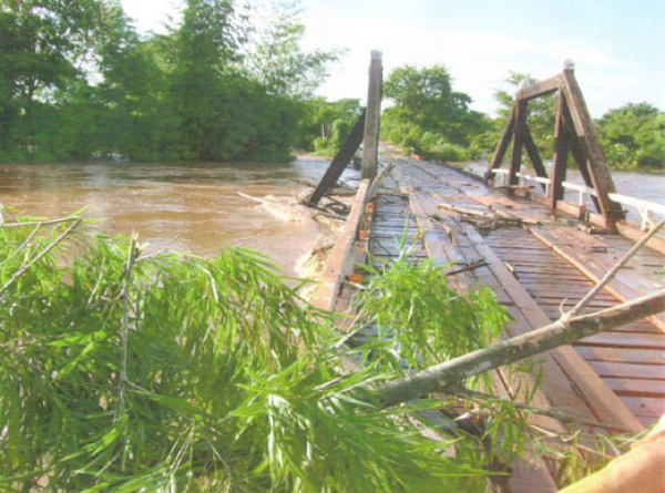 As últimas chuvas ocorridas no Estado destruiu parte das pontes
Foto: div. - 
