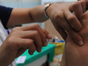 Vacinação contra gripe foi prorrogada nos estados
onde a meta não foi atingida. - Crédito: Foto: Agência Brasil