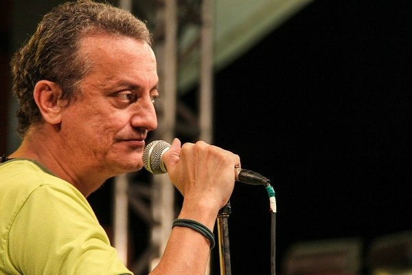 Renato Fernandes, vocalista da Banda Bêbados Habilidosos. - Crédito: Foto: Arquivo