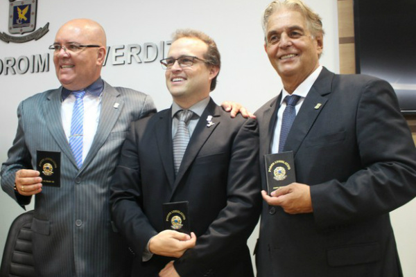 Roberto Durães, Lívio Viana e Eduardo Cury foram empossados. - Crédito: Foto: Divulgação