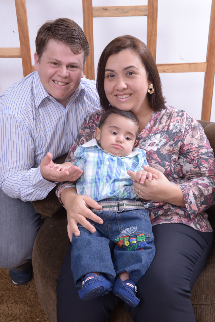 Jovane, Ana Paula e o filho, Vittório - Crédito: Arquivo Pessoal