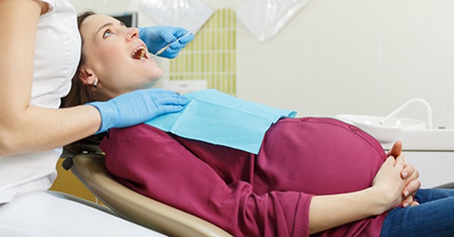 A grávida pode e deve realizar tratamentos dentários. - Crédito: Foto: Divulgação