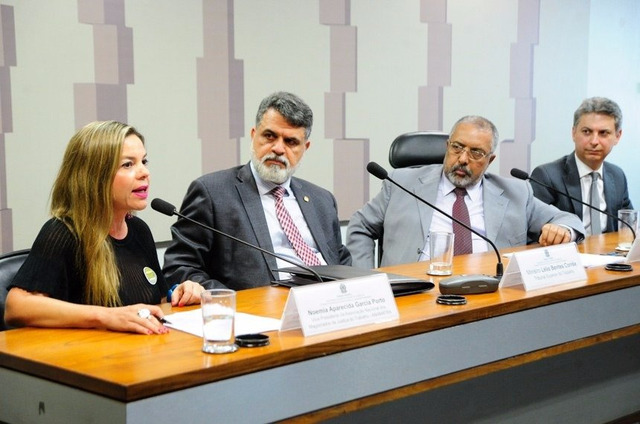 A vice-presidente da Anamatra, Noemia Garcia, não acredita que o projeto em análise na CDH dê conta de proteger as crianças e jovens
Geraldo Magela/Agência Senado - 