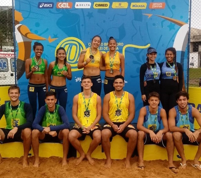 Aninha Carol de MS conquista prata no brasileiro de vôlei de praia - 