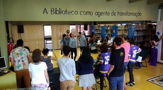Biblioteca realiza sarau temático em homenagem aos 110 anos da imigração japonesa no Brasil - 