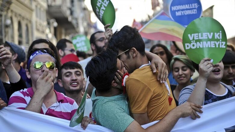 Marcha de orgulho LGBT de Istambul ocorrerá apesar de proibição do governo, diz organização - 