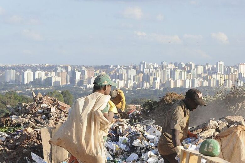 Um terço do lixo tem destinação inadequada na América Latina e Caribe - Crédito: Wilson Dias/Agência Brasil