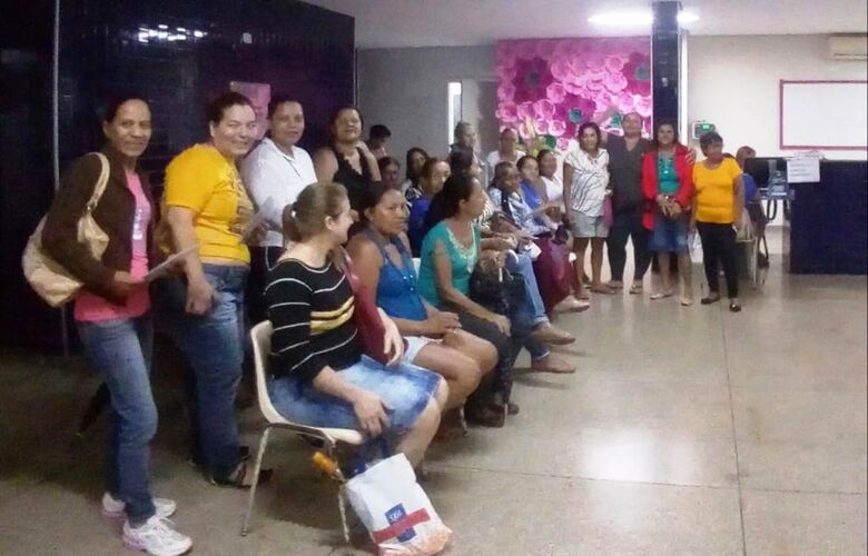 Mulheres do Cras do Jóquei participam de exames no período noturno - Crédito: Divulgação