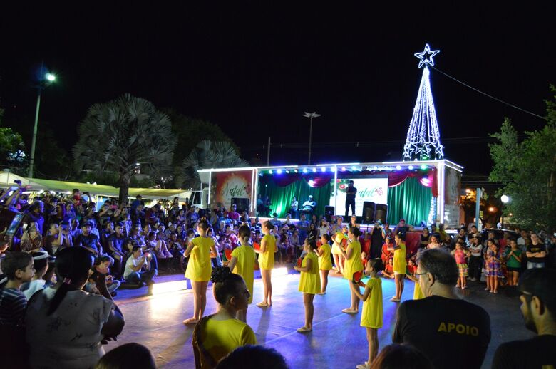 Aced leva Cantata de Natal para a praça nesta sexta-feira - Crédito: Divulgação