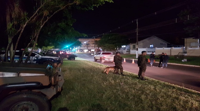 Polícias reforçaram a fronteira com o Paraguai durante a Operação - Crédito: Divulgação/DOF