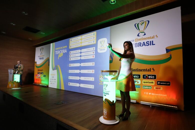 Sorteio de mando de campo da terceira fase da Copa do Brasil - Crédito: Lucas Figueiredo/CBF
